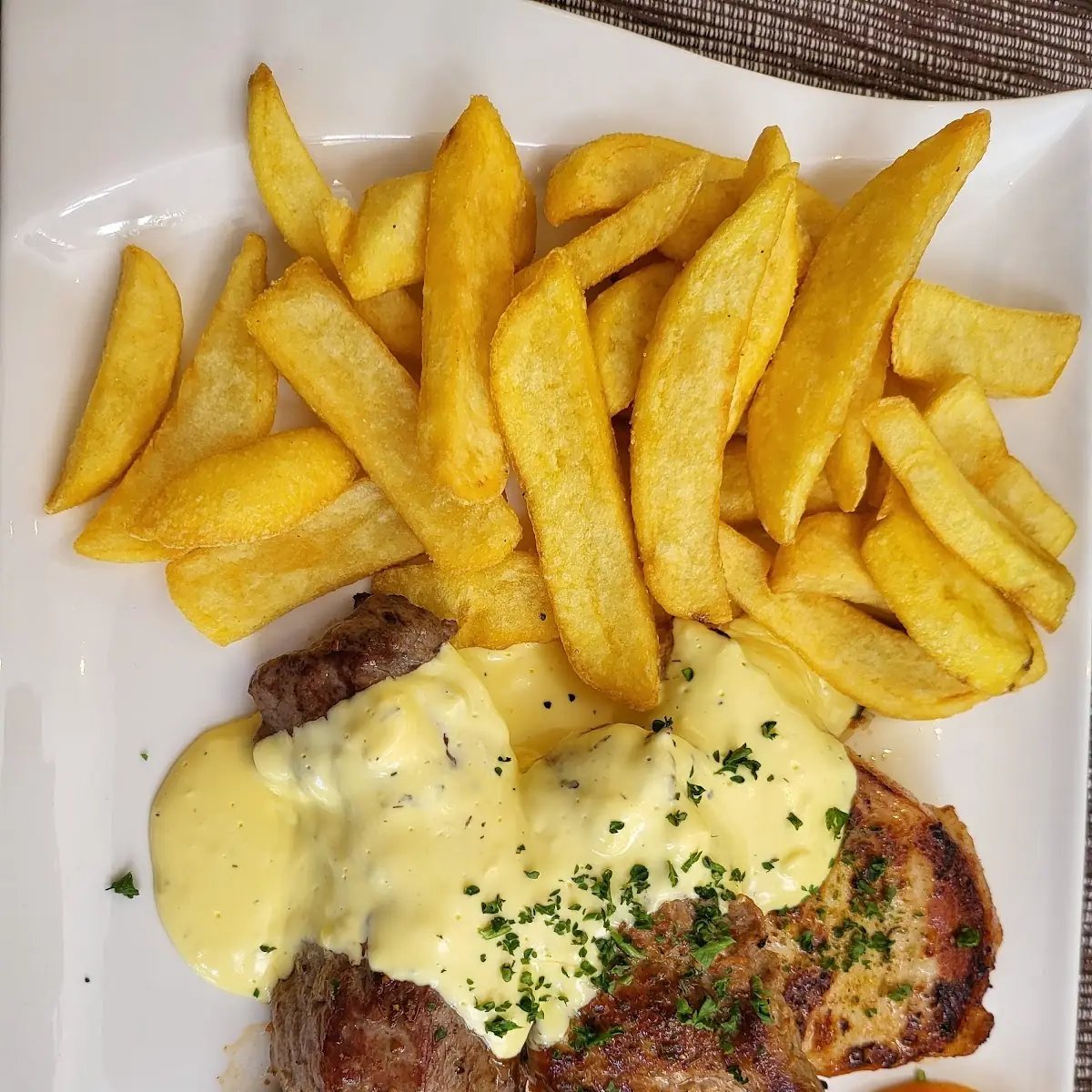 Steakteller, Restaurant Minna