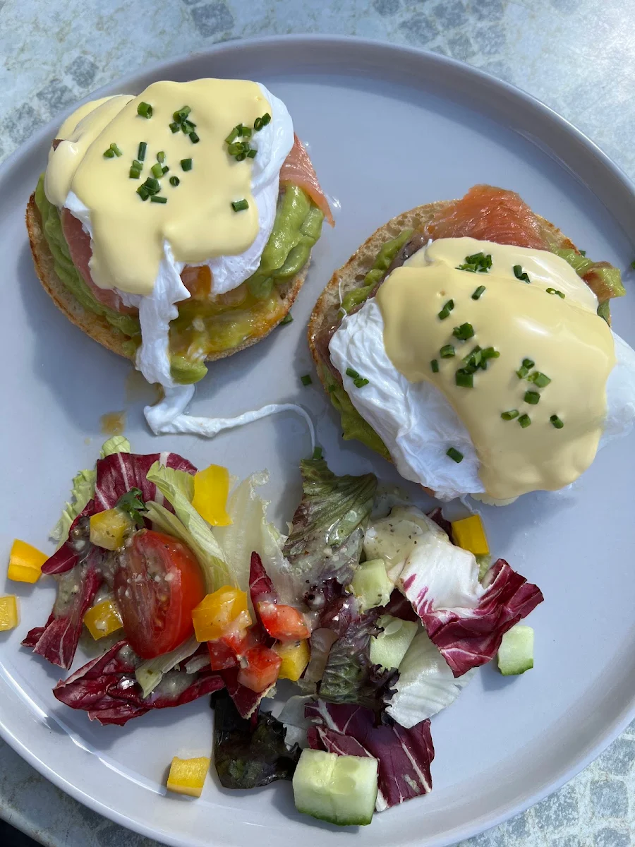 Eggs Benedict