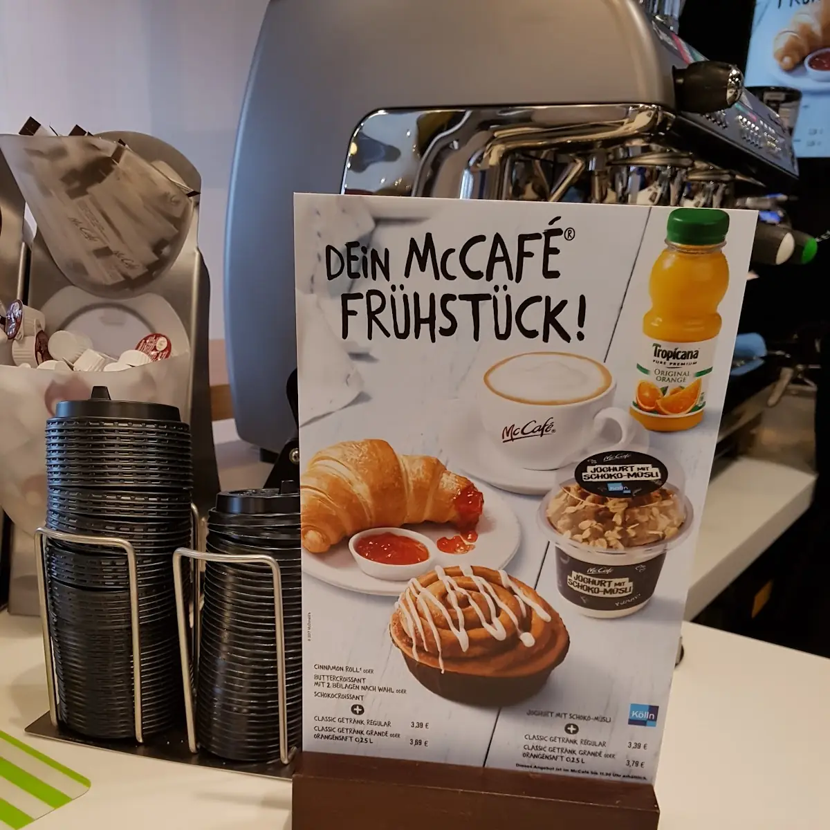 Ei