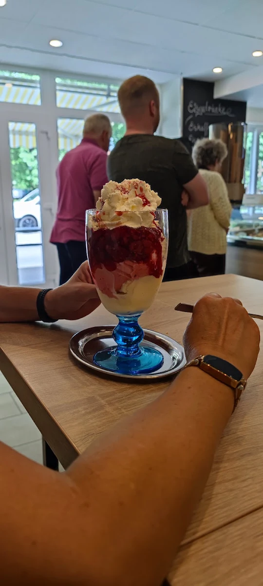 Himbeerbecher