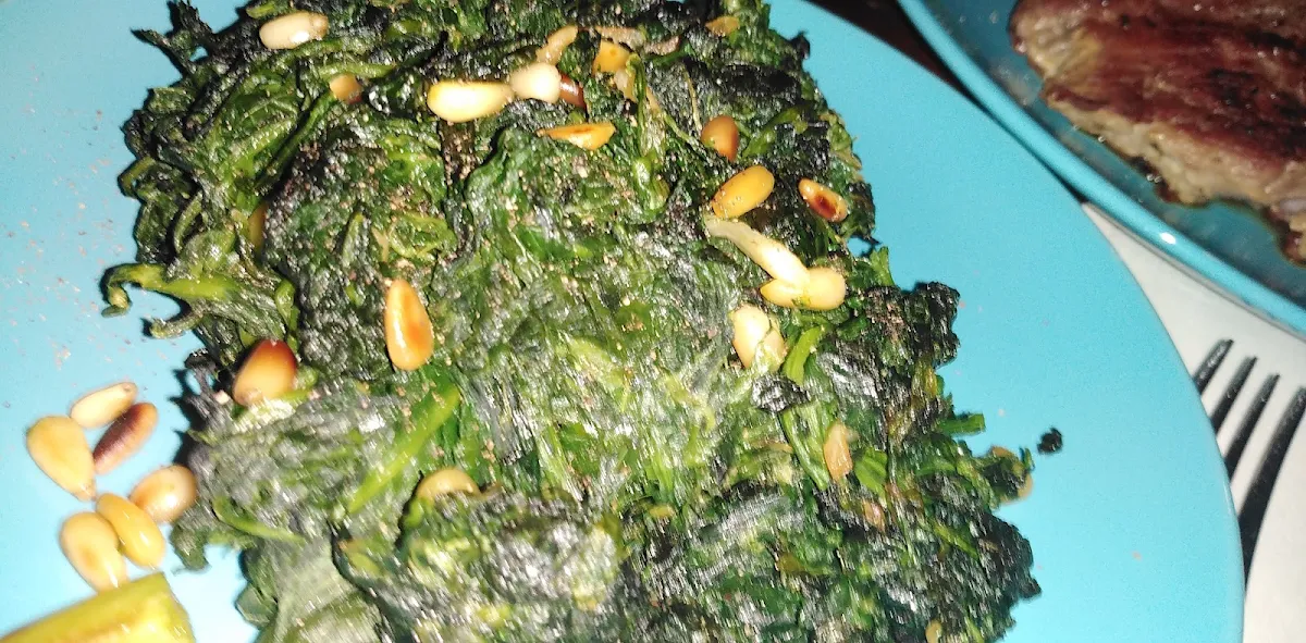 Blattspinat