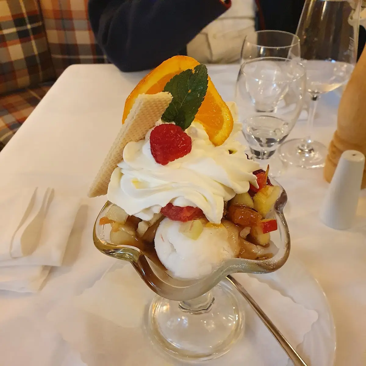 Fruchtbecher