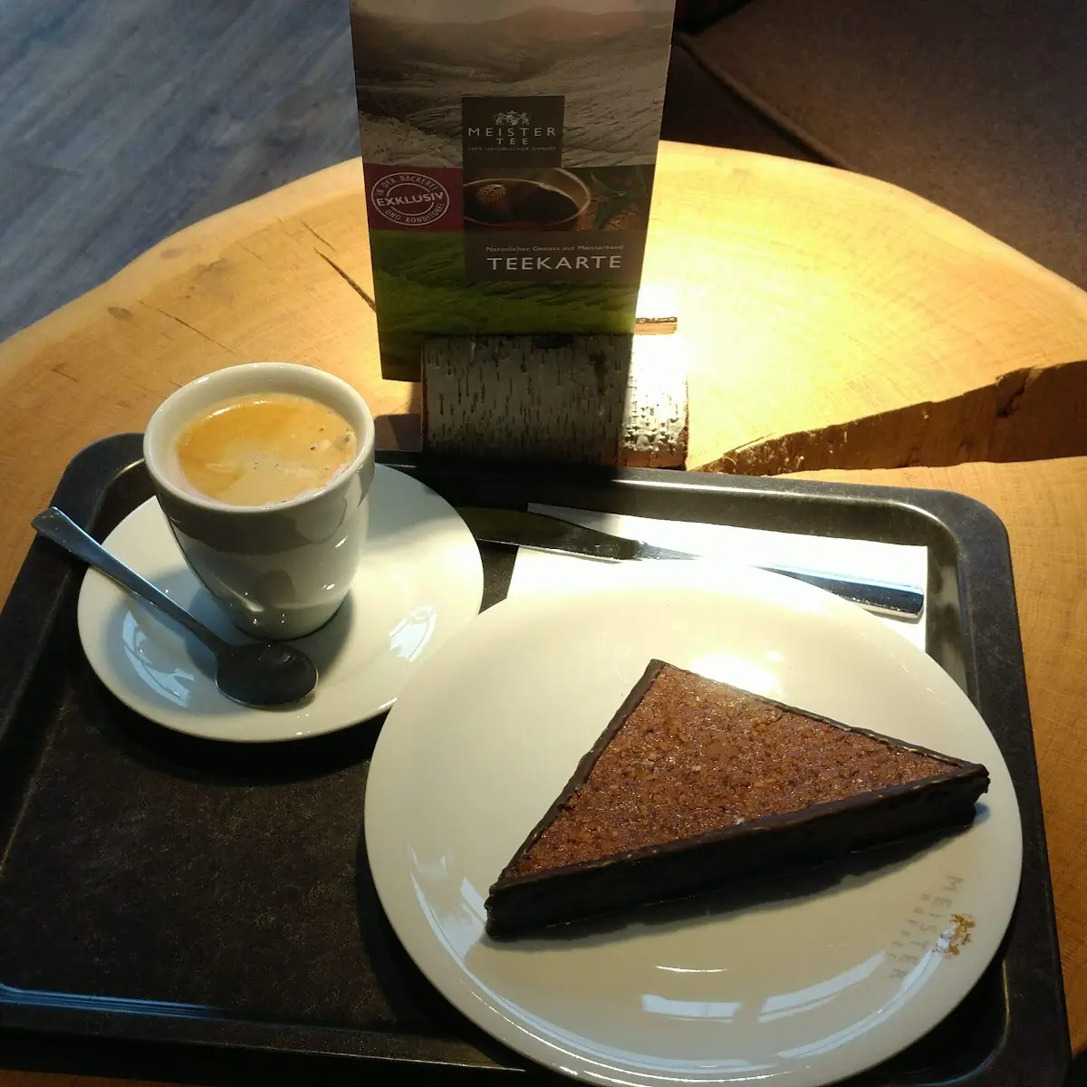 Kaffe Mit Nussecke