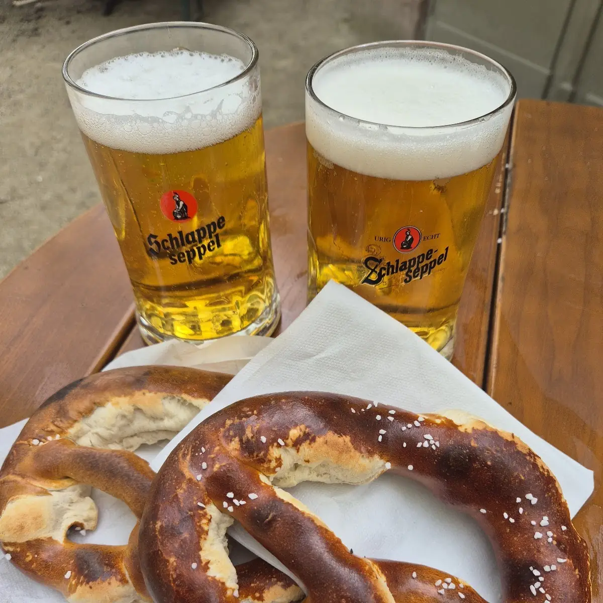 Brezel & Helles