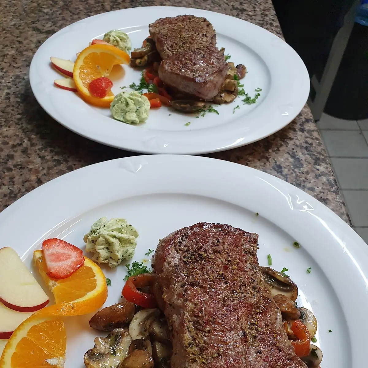 Highlights, Restaurant La Bodega