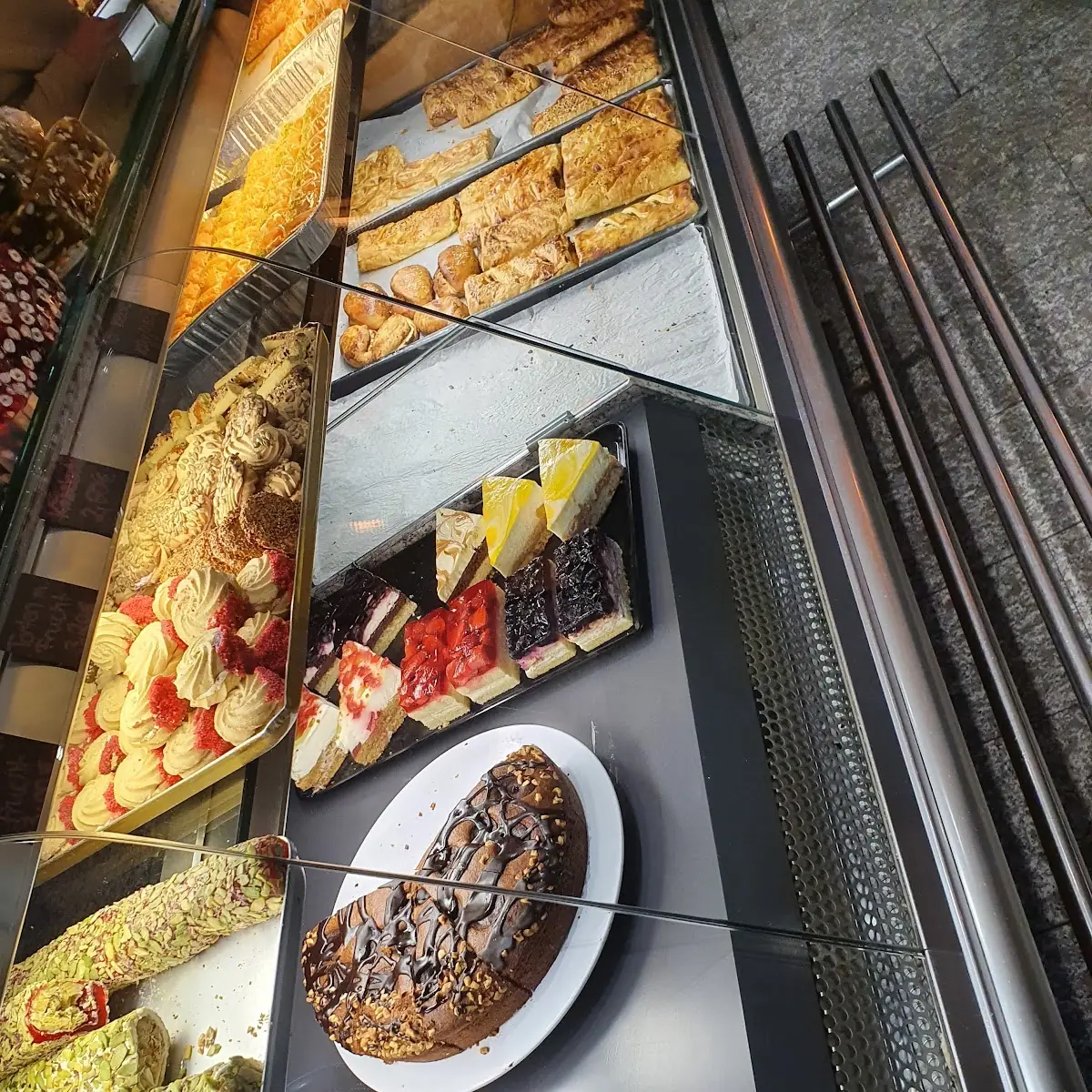 Cakes