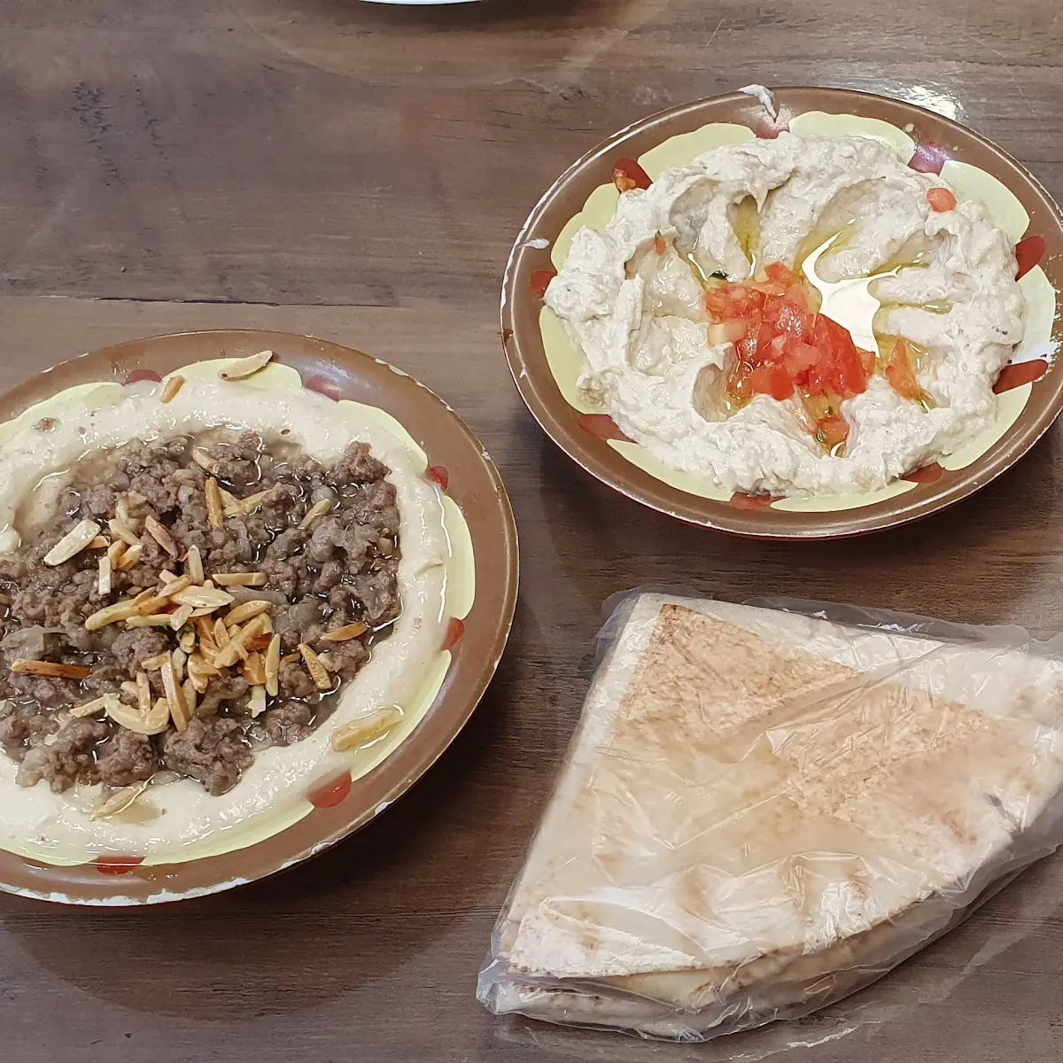 فتوشة, Lara Café-Restaurant
