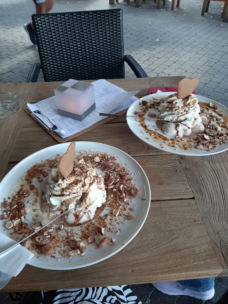 Krokantbecher