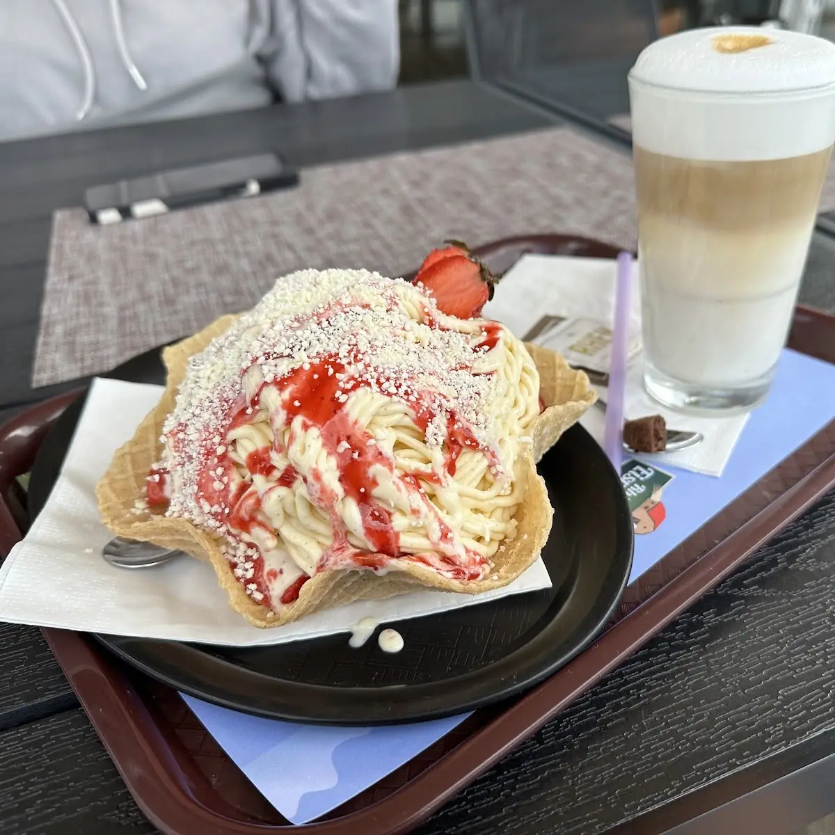 Spaghetti Eis