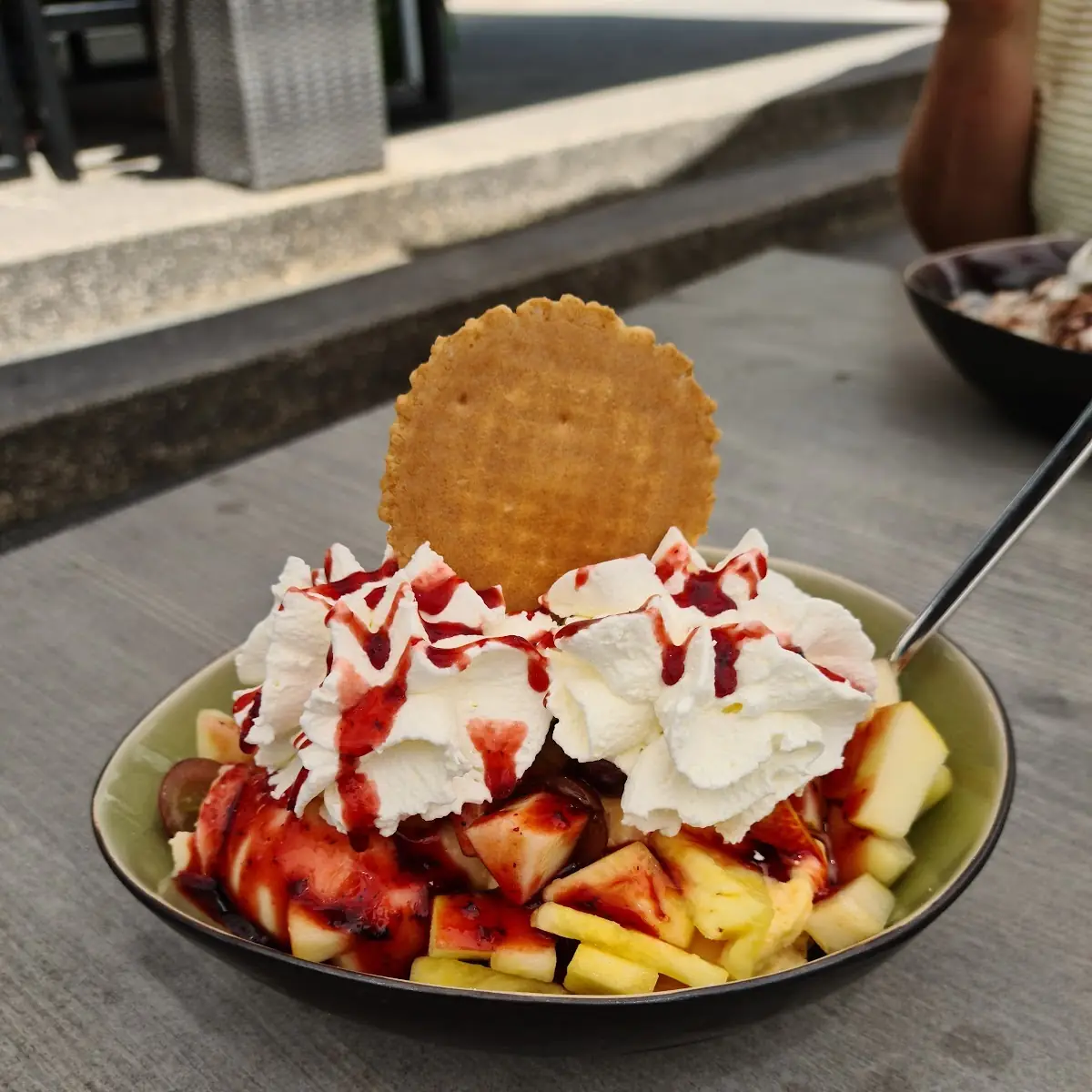 Früchte-eisbecher