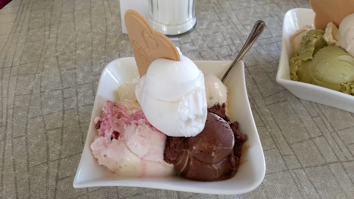 Gemischtes Eis