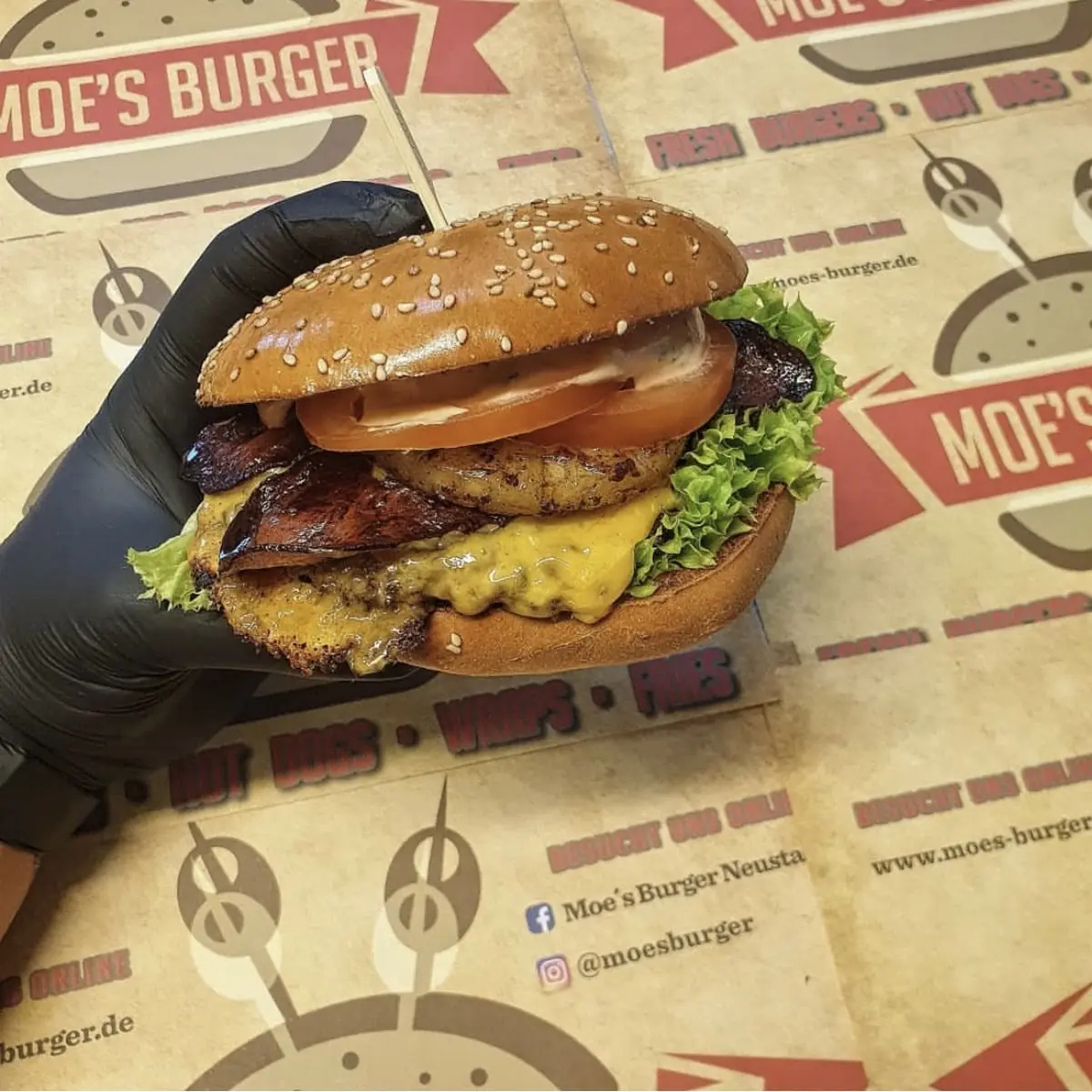 Highlights, Moe's Burger Neustadt