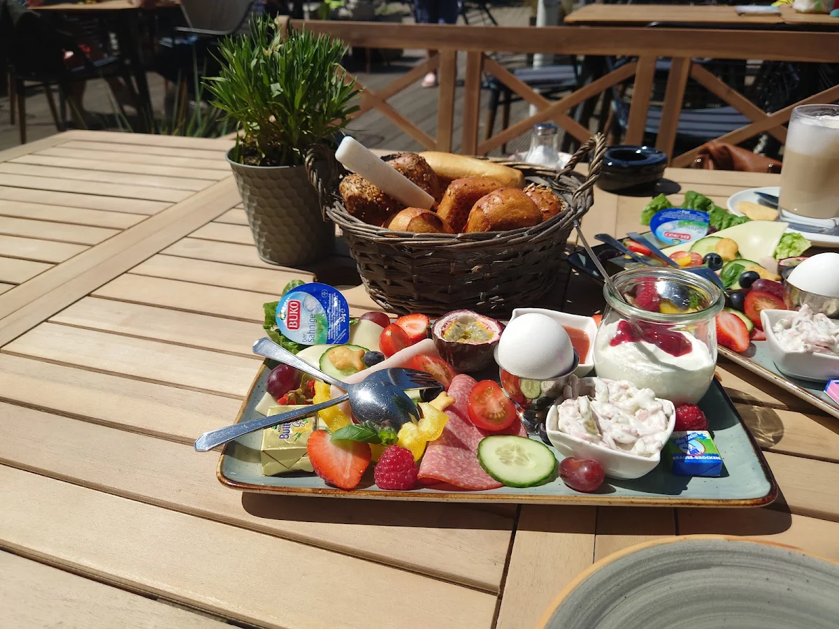 Frühstücksbuffet Ahoi