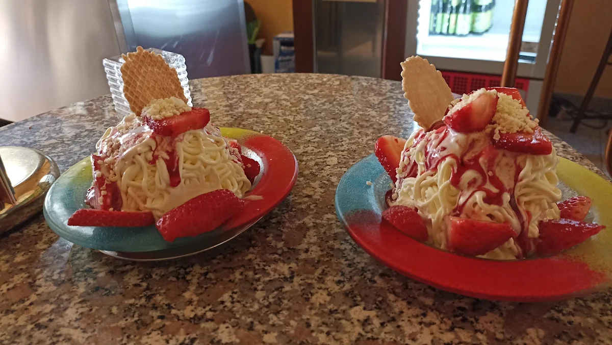 Spaghetti Eis