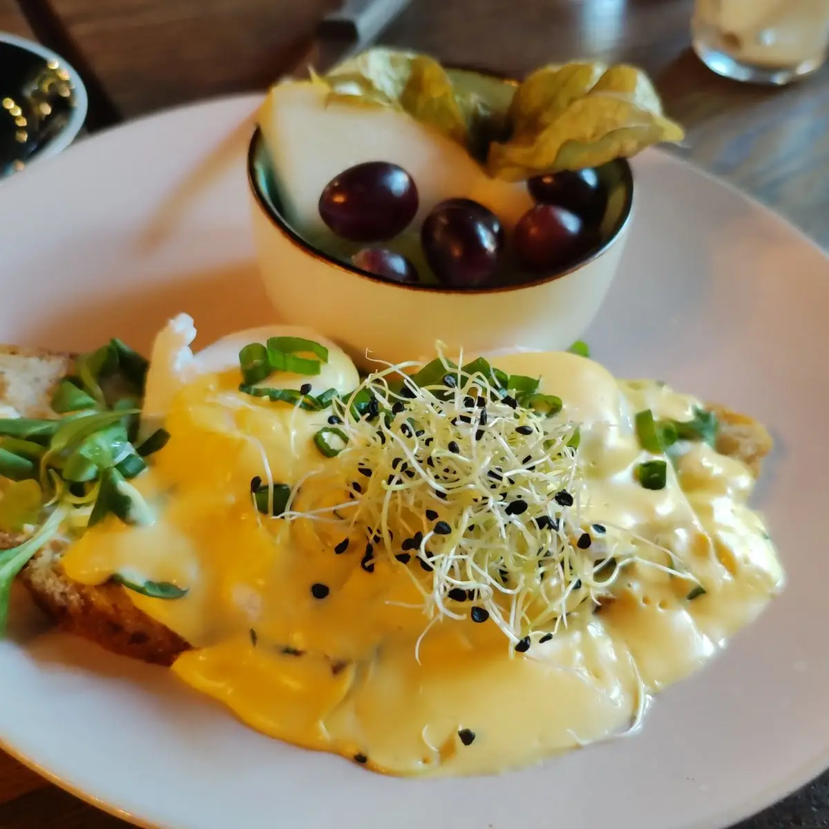 Eggs Benedict