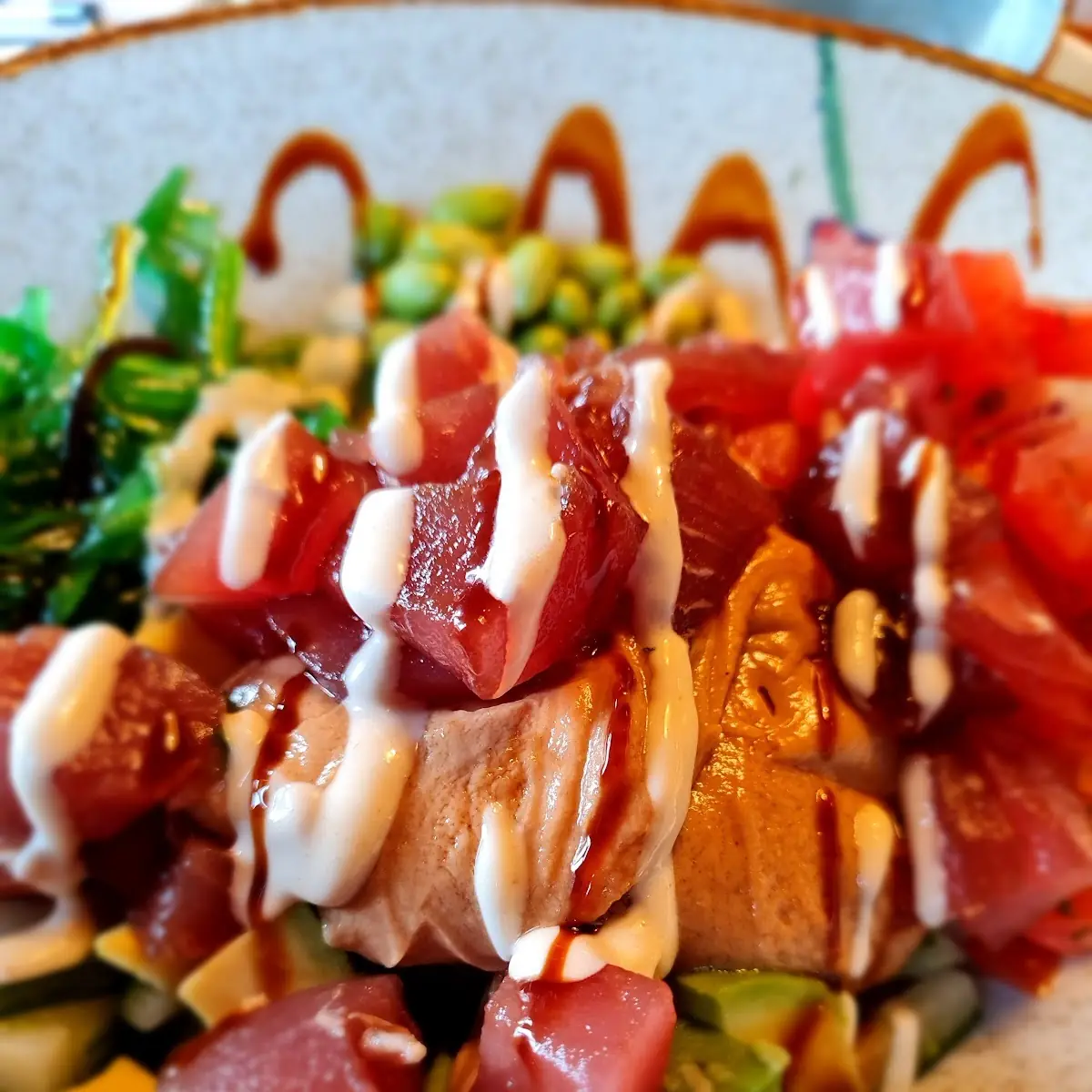 Mit Thunfisch
