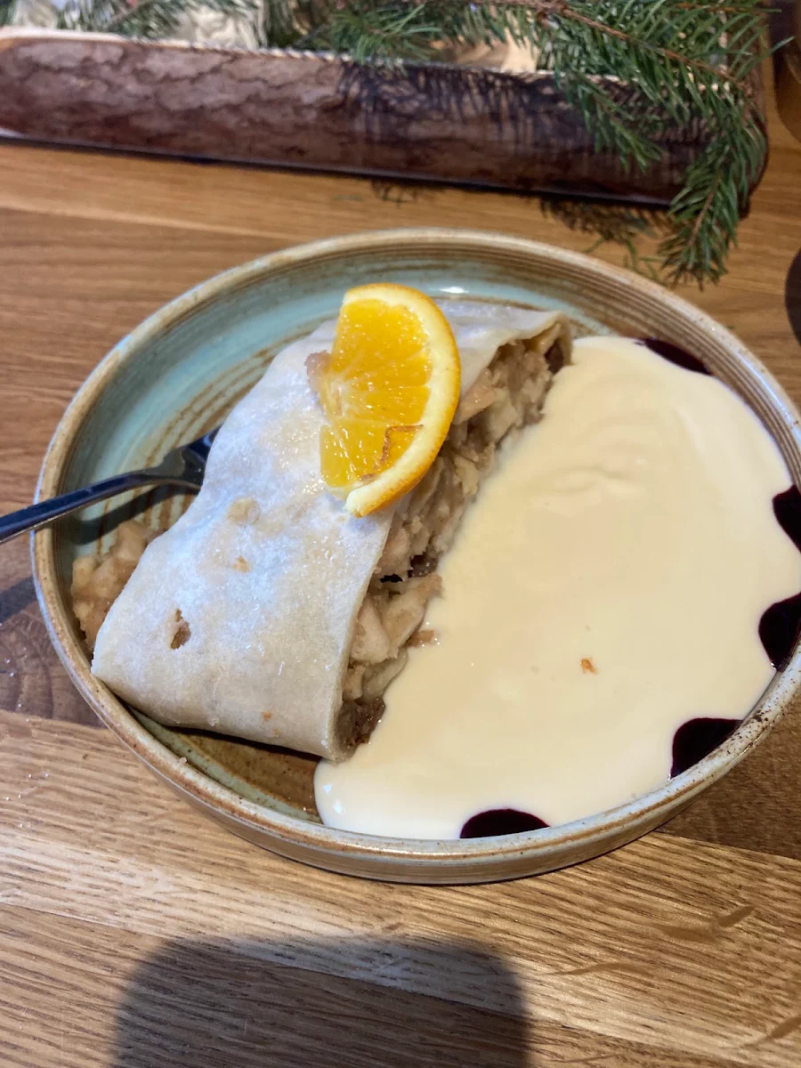 Apfelstrudel