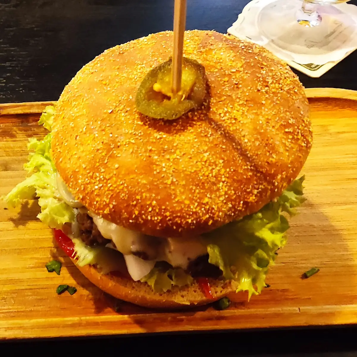 Chilli Cheeseburger