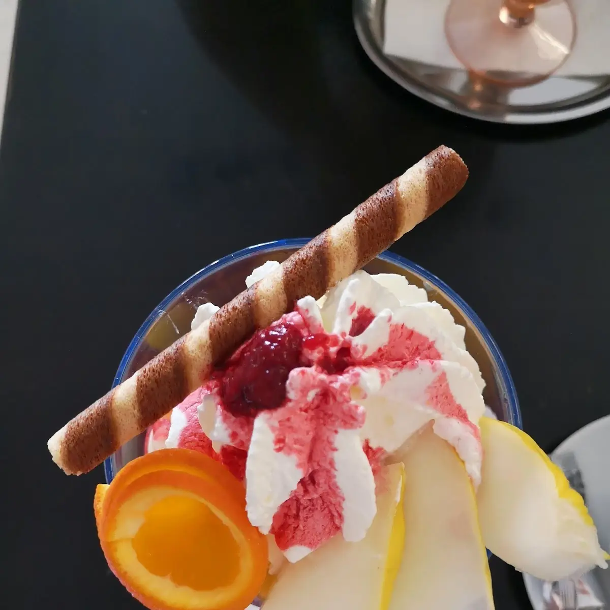 Pfirsichbecher