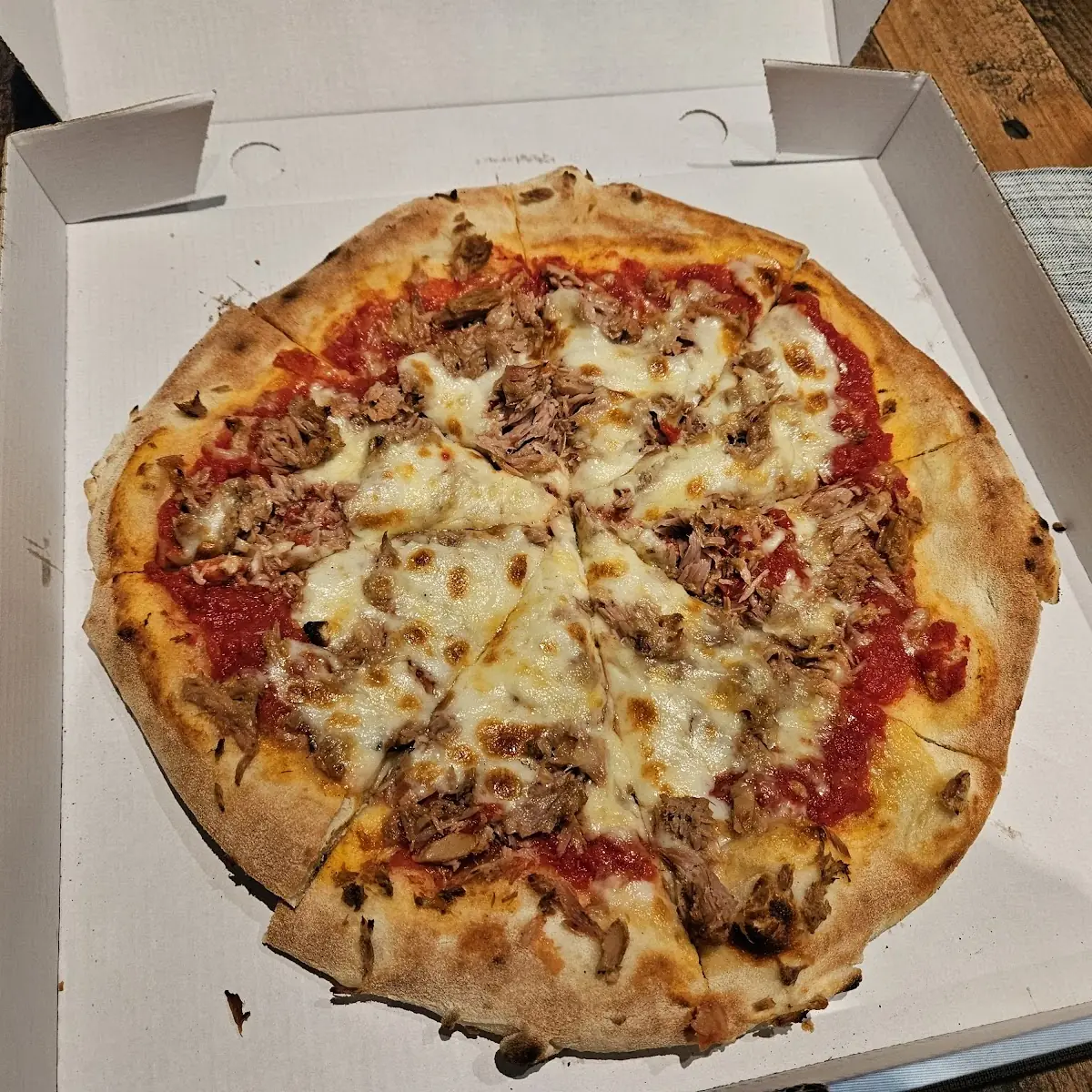 Pizza Tonno