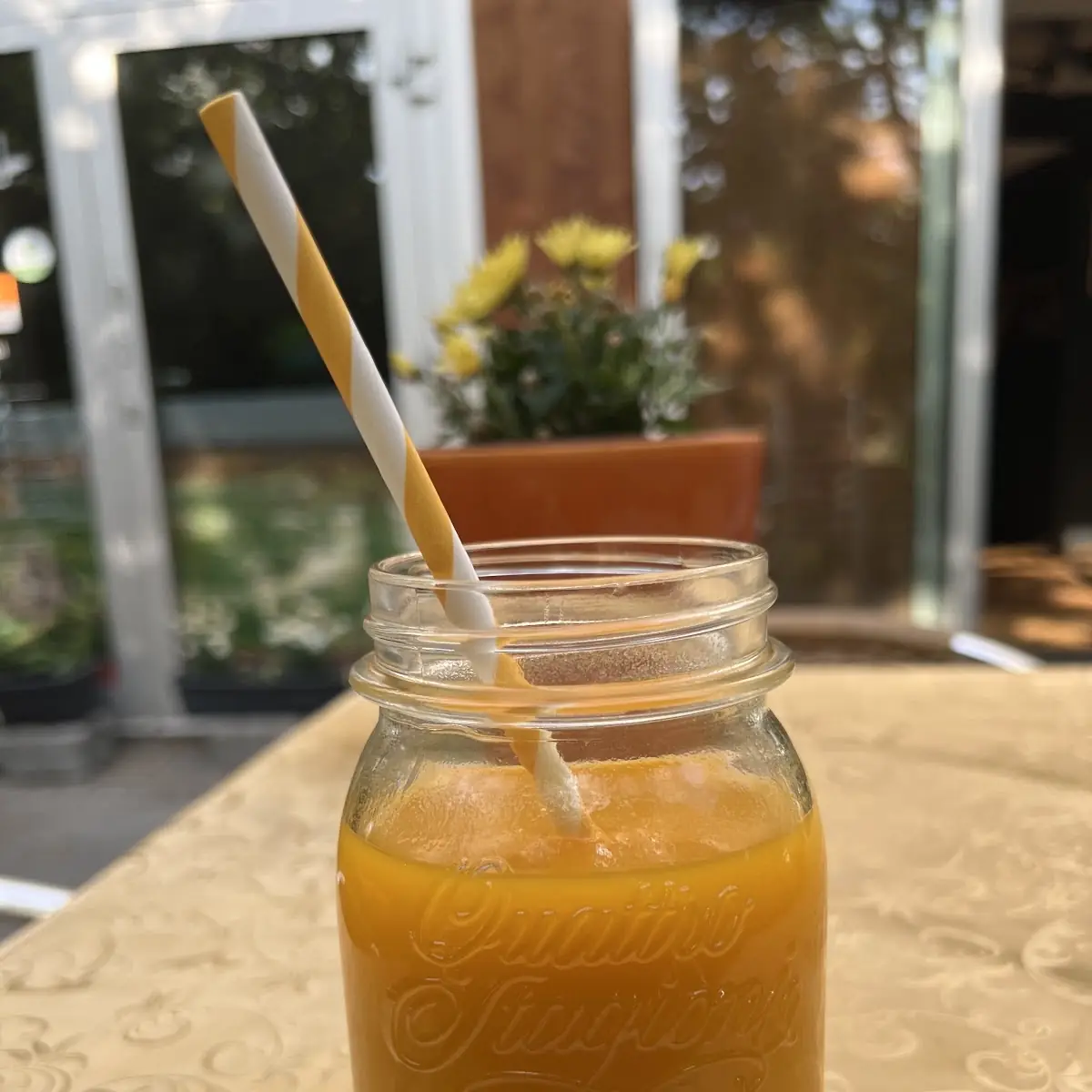 Saft, Addis Café Leipzig
