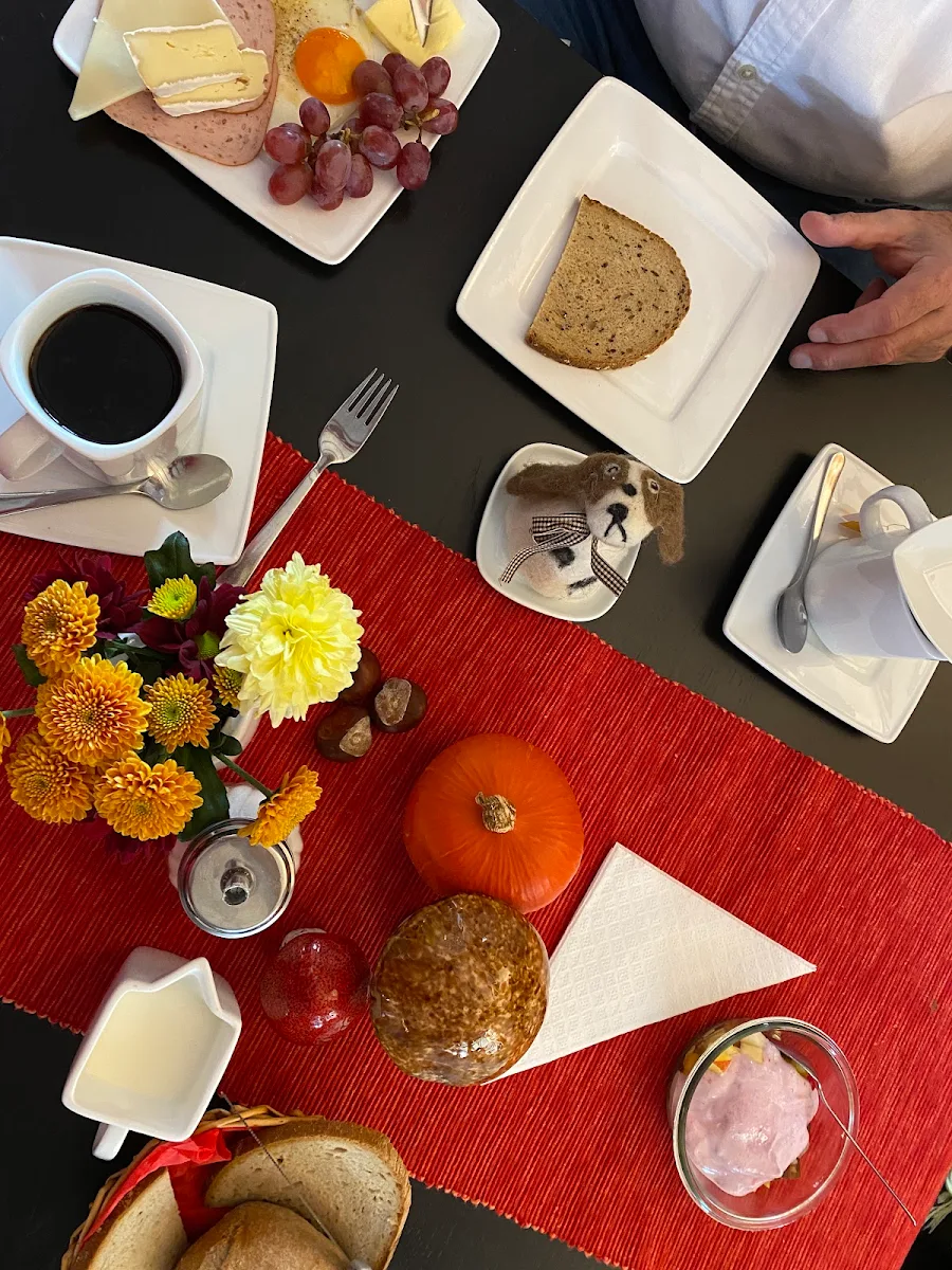 Highlights, Cafe-Bistro in der alten Reederei