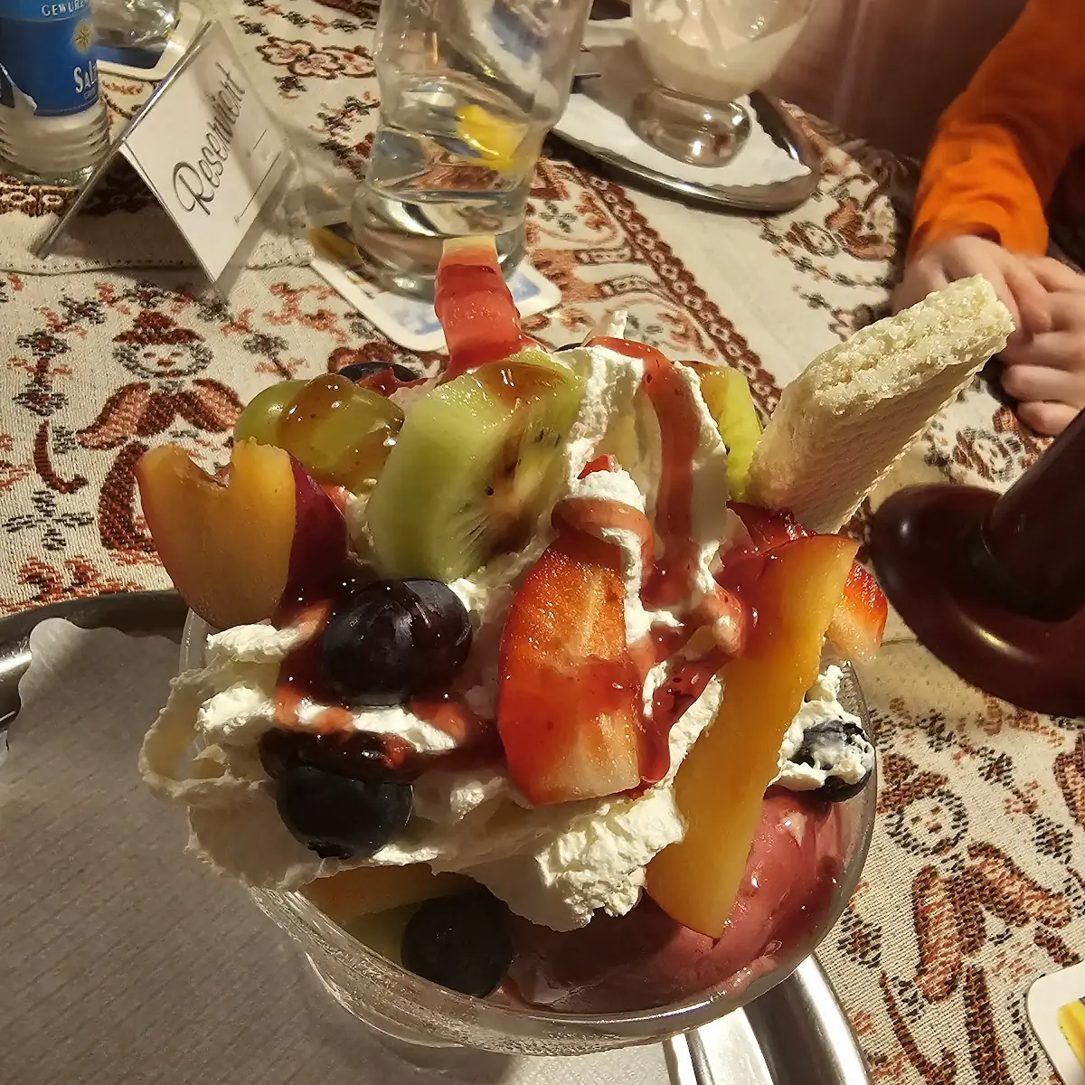 Früchteeisbecher