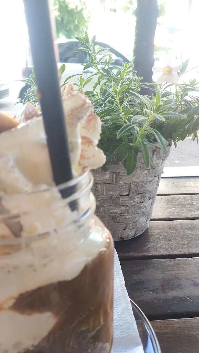 Eiskaffee, Back & Snack