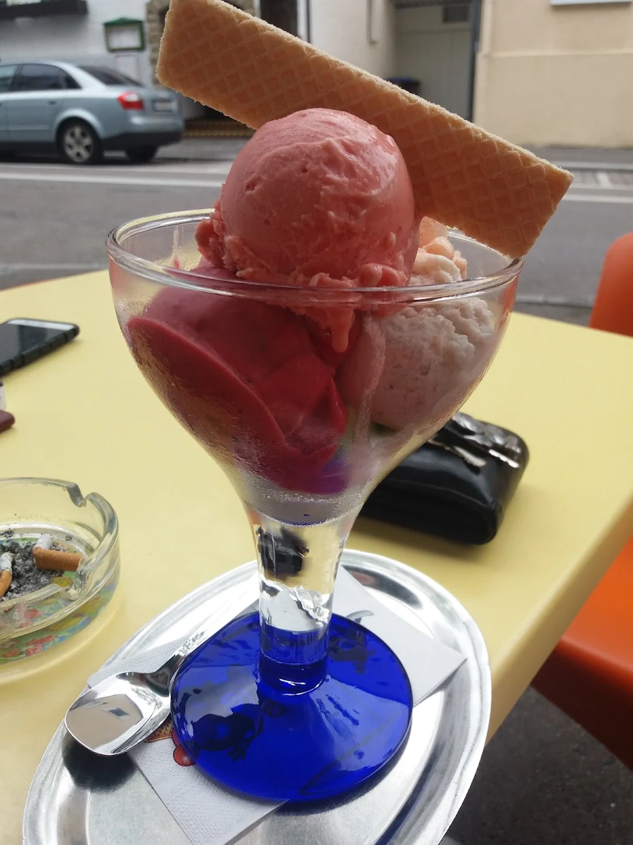 Gemischtes Eis