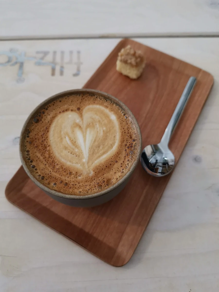 Flat White