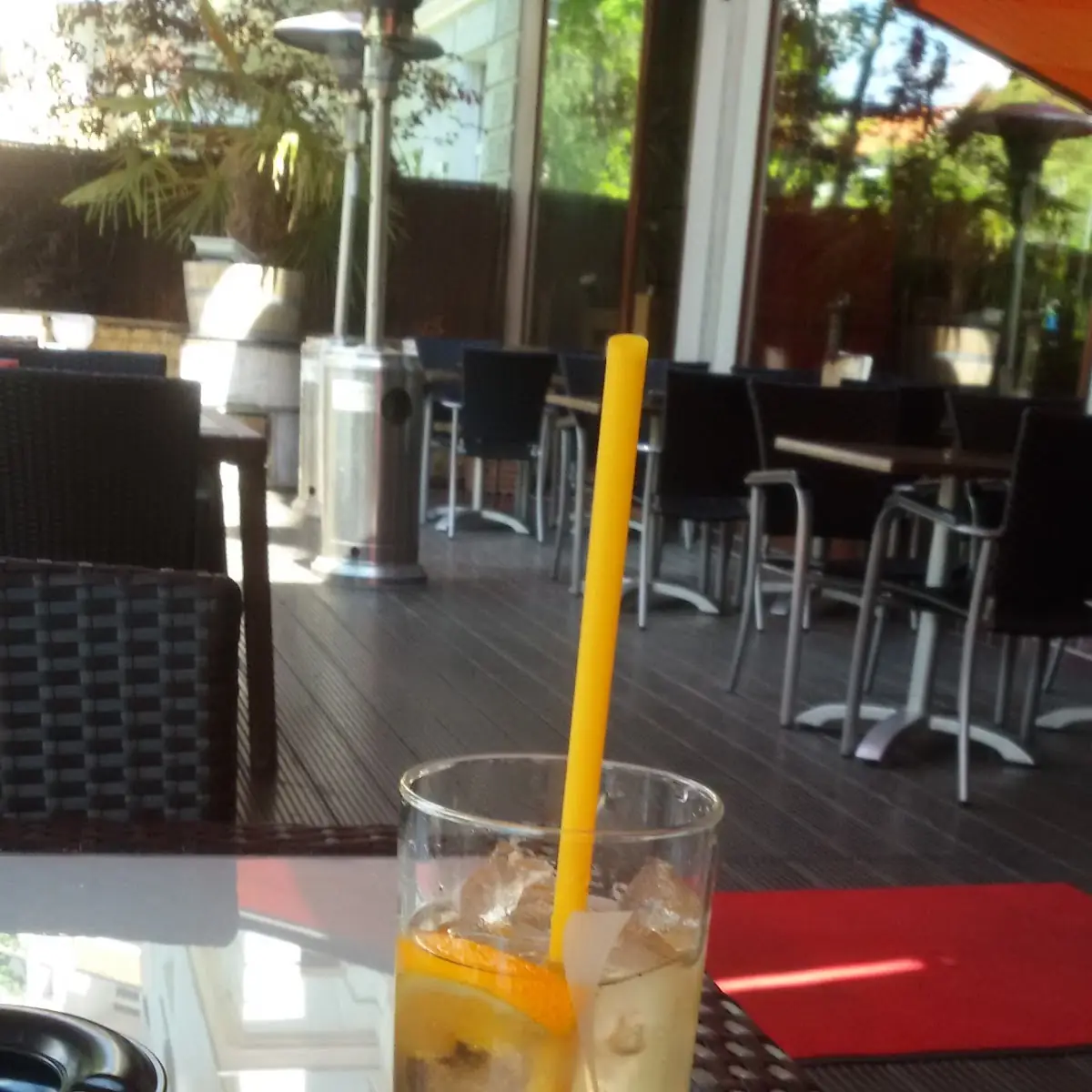 Ginger Ale, Dos Pescados I - Tegel