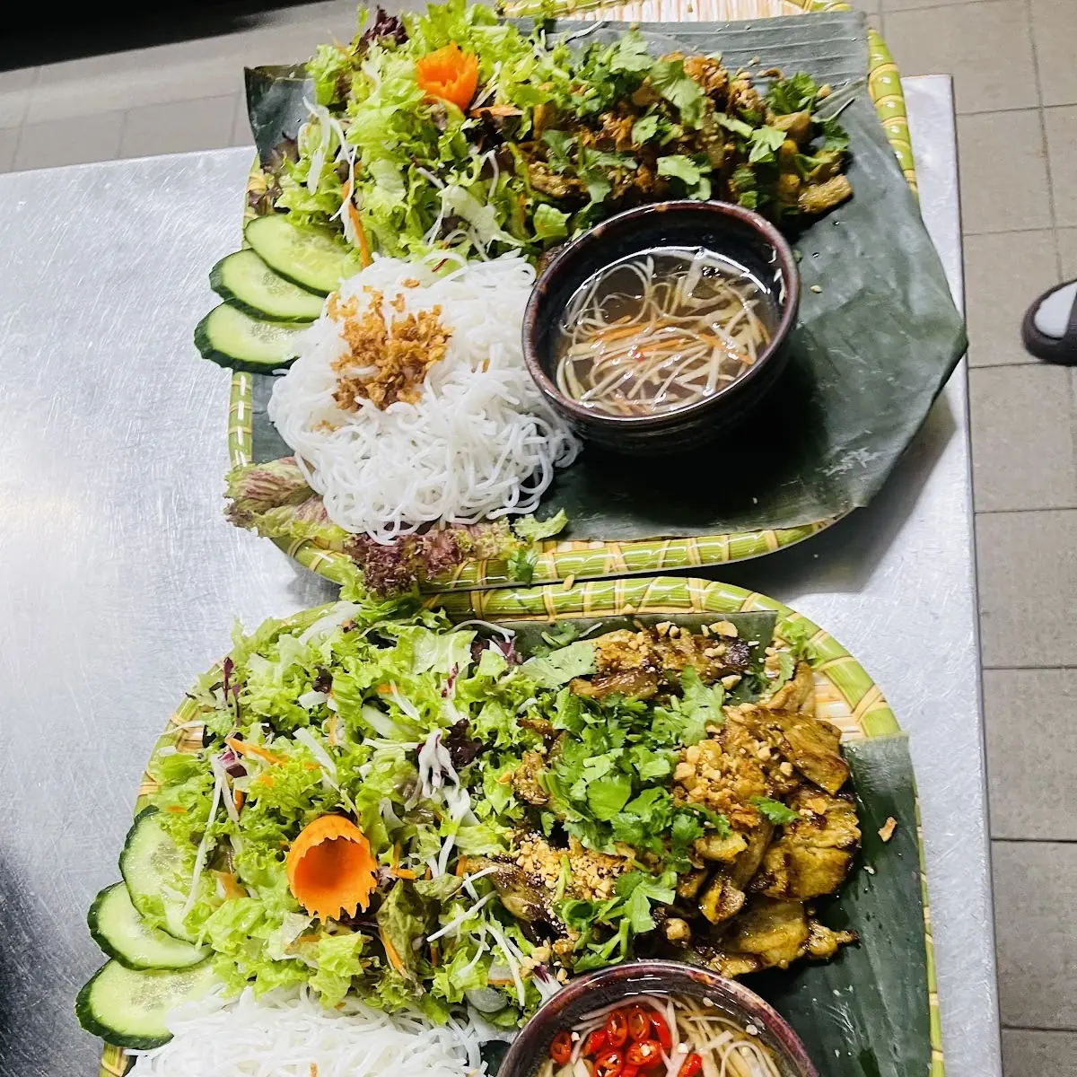 Bun Cha, Toni Vu Vietnamesisches Restaurant & Sushi