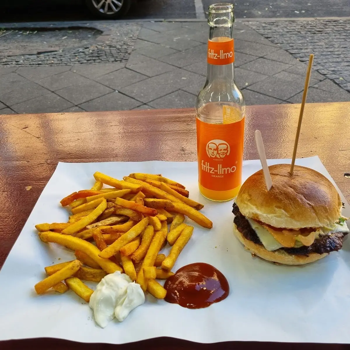 Cheeseburger