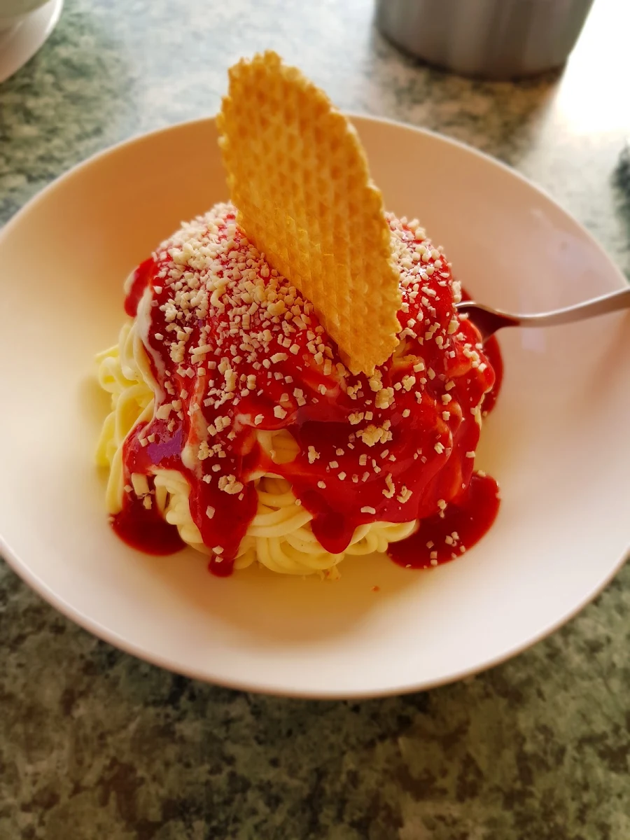 Spaghetti Eis Carbonara