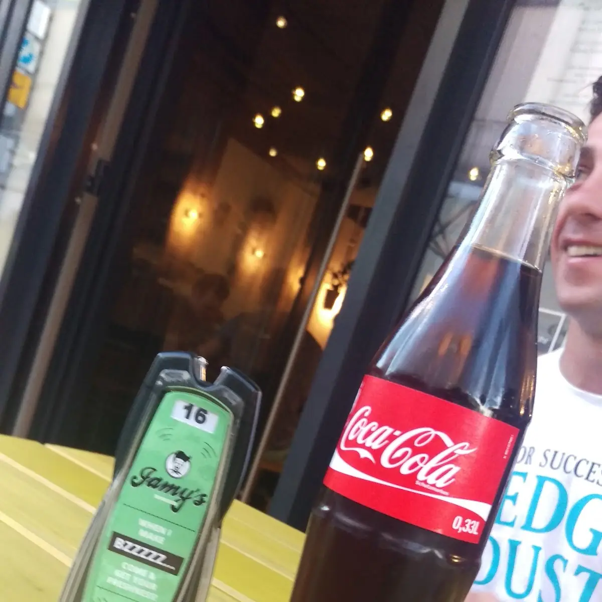 Cola
