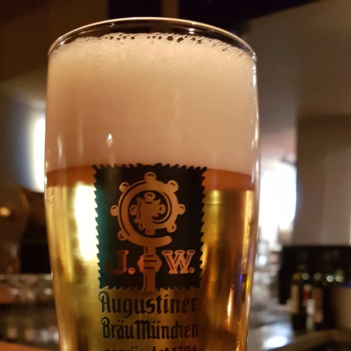 Helles, CORDO BAR