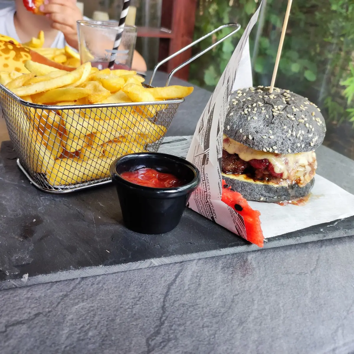 Burger Pommes