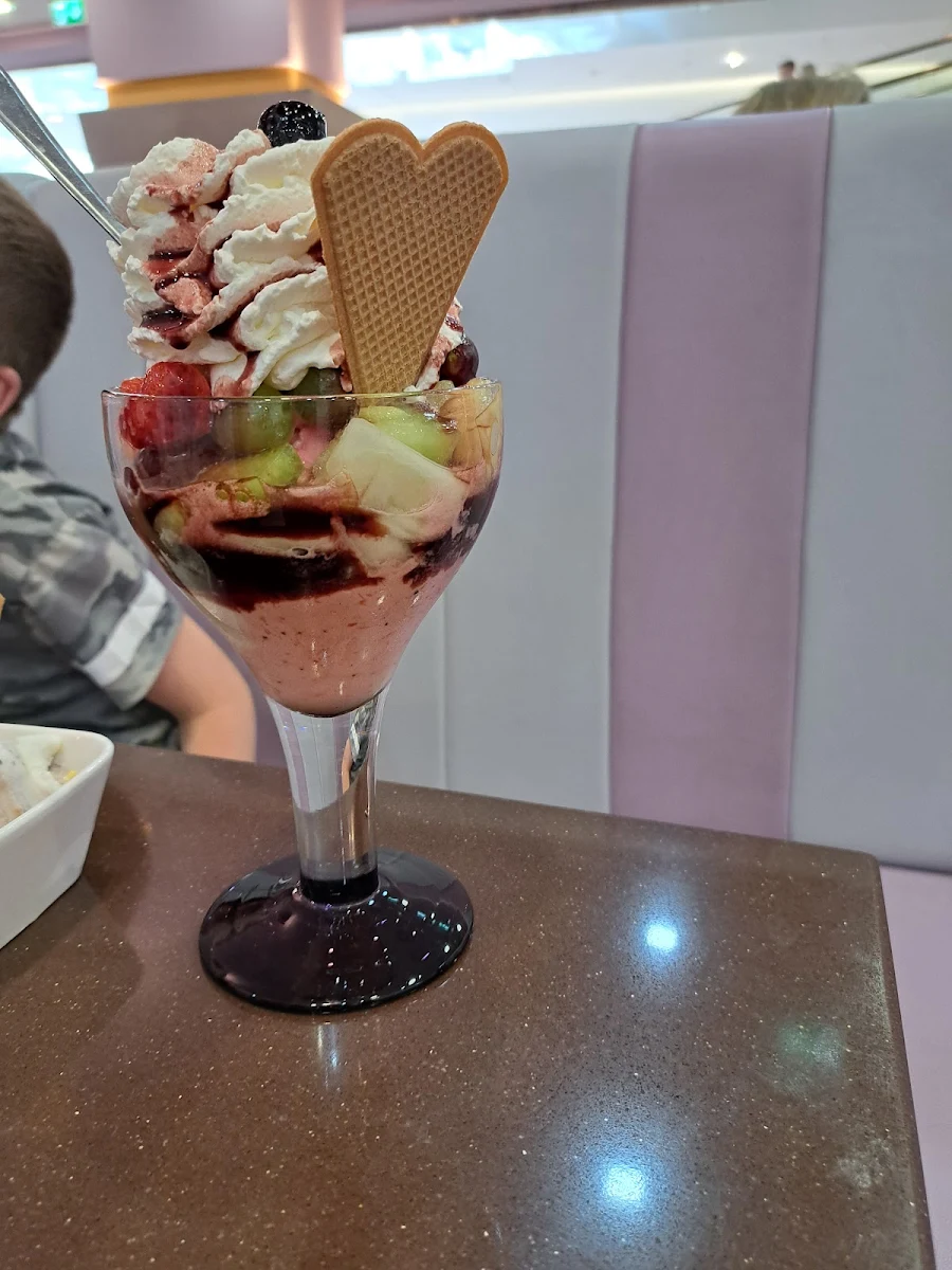 Früchtebecher