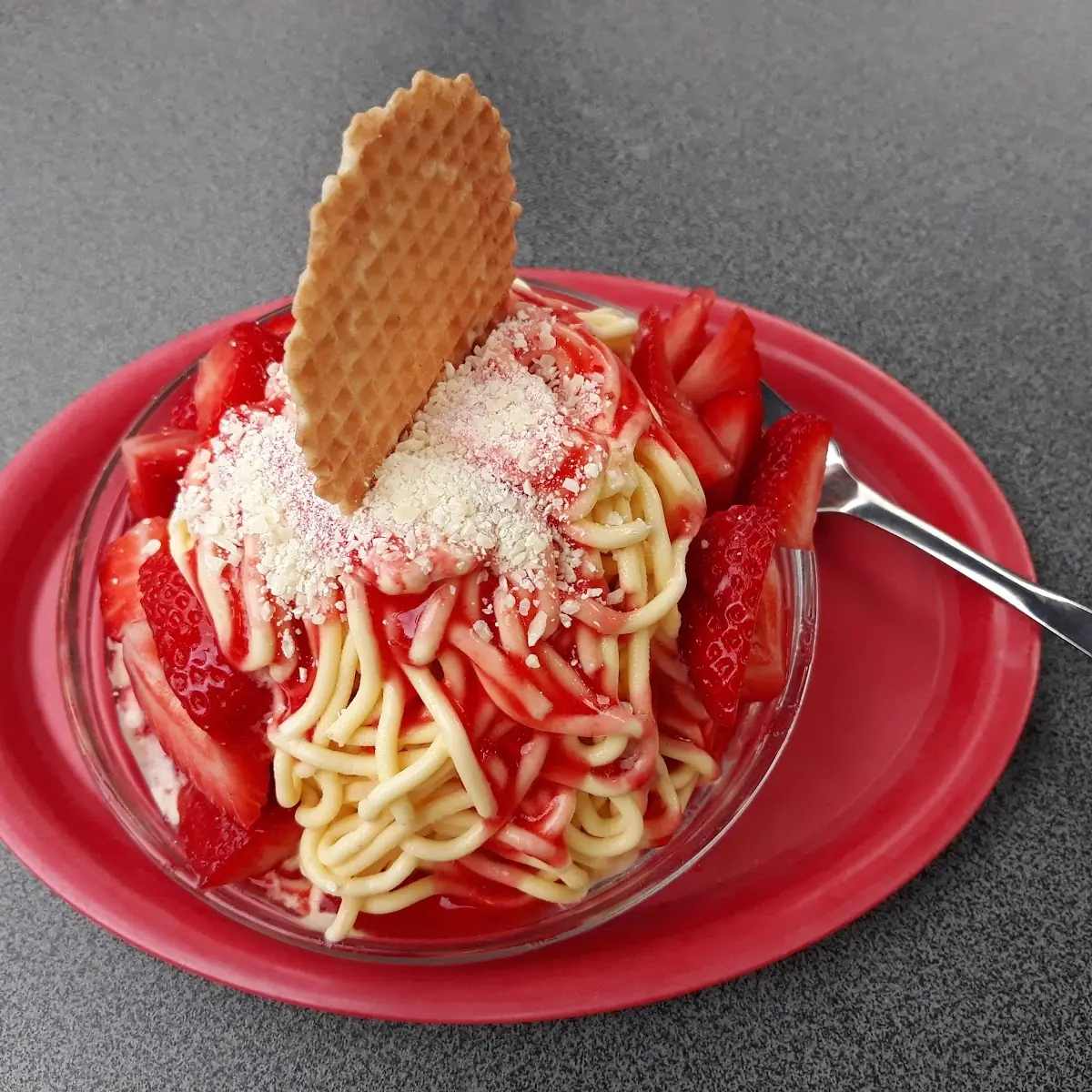 Spaghetti Eis