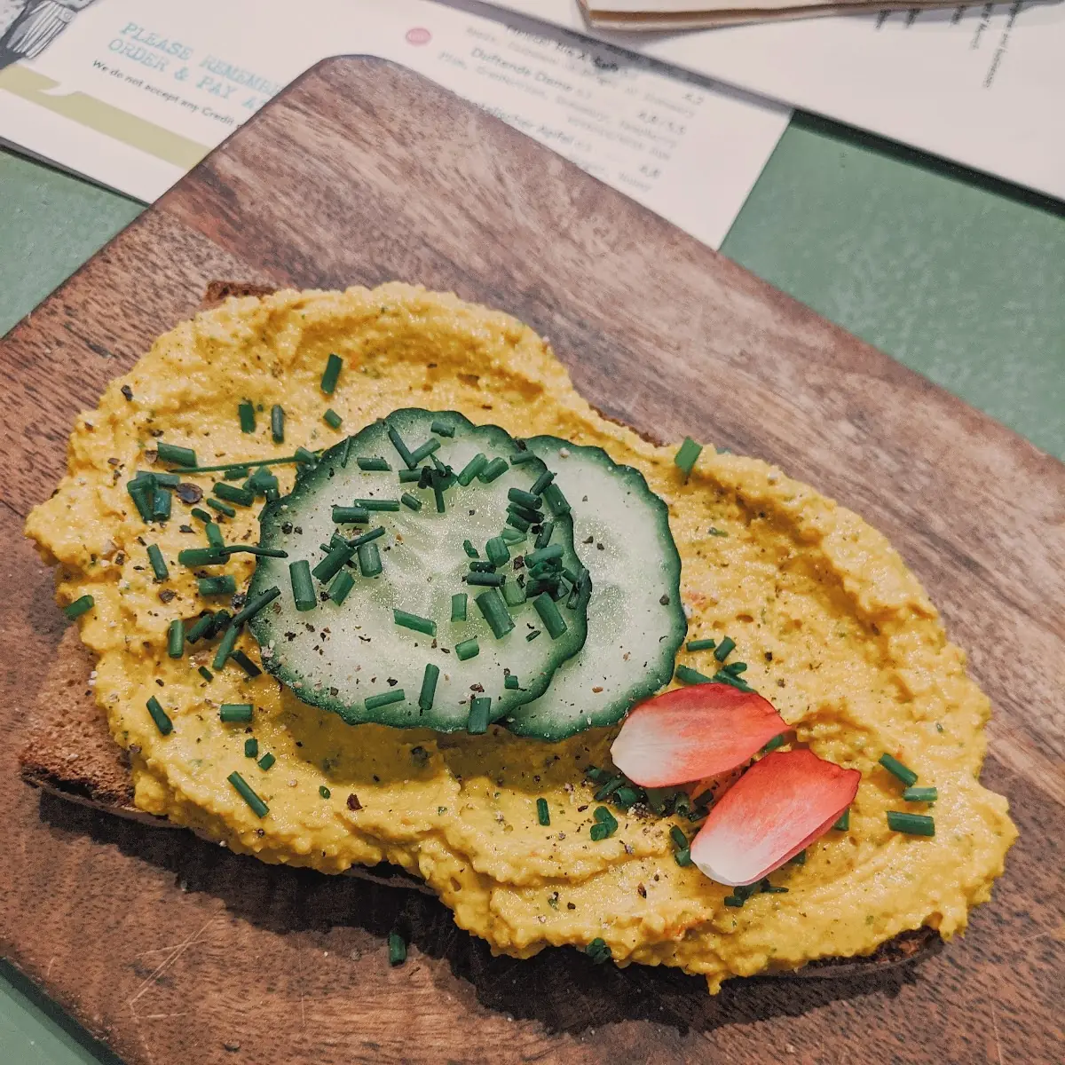Mango Hummus