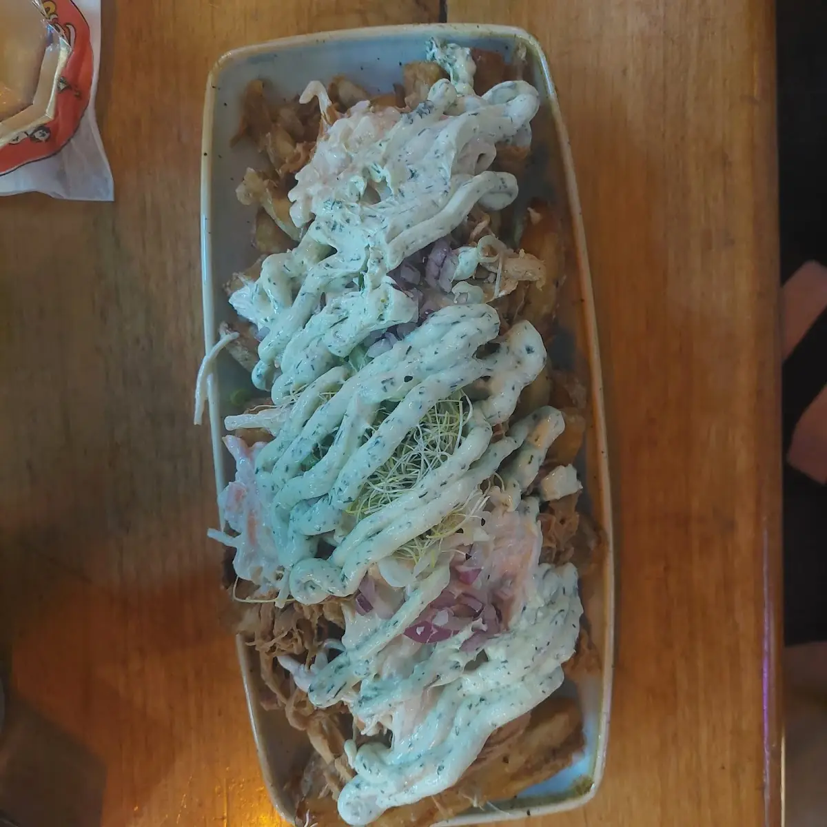 Pommes Mit Pulled Pork