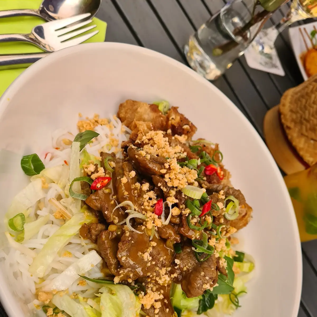 Bun GA Nuong Cha Gio