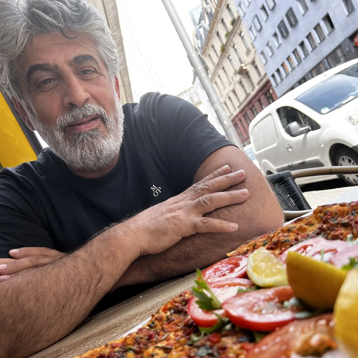 Lahmacun Teller