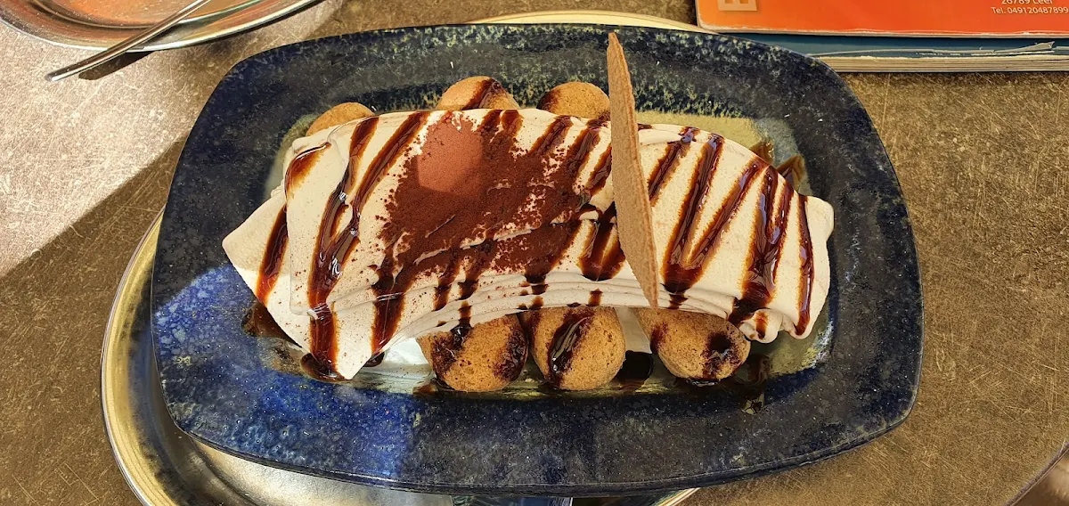 Tiramisu Eis
