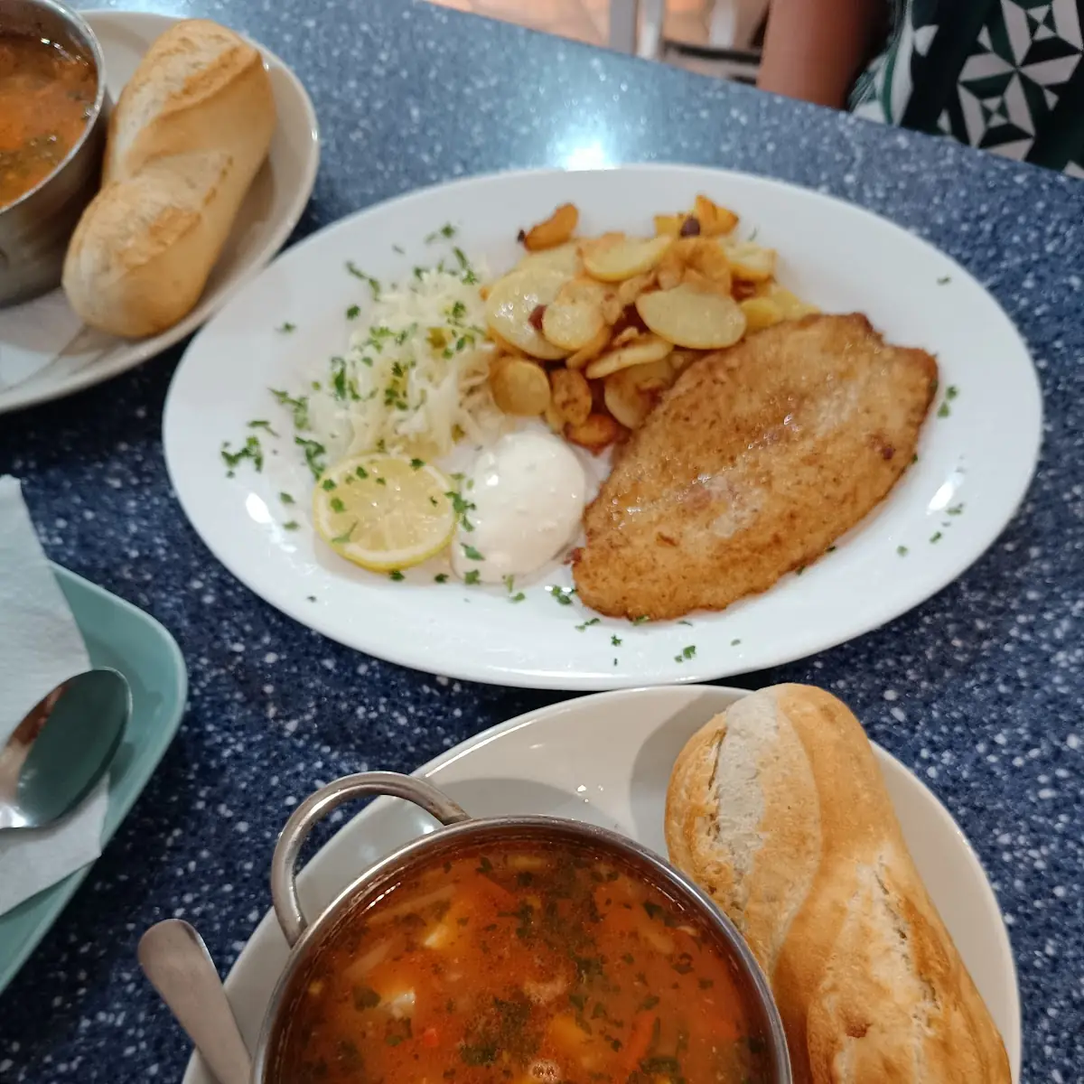 Highlights, Scheel Fischspezialitäten - Fisch-Bistro & Feinkostladen