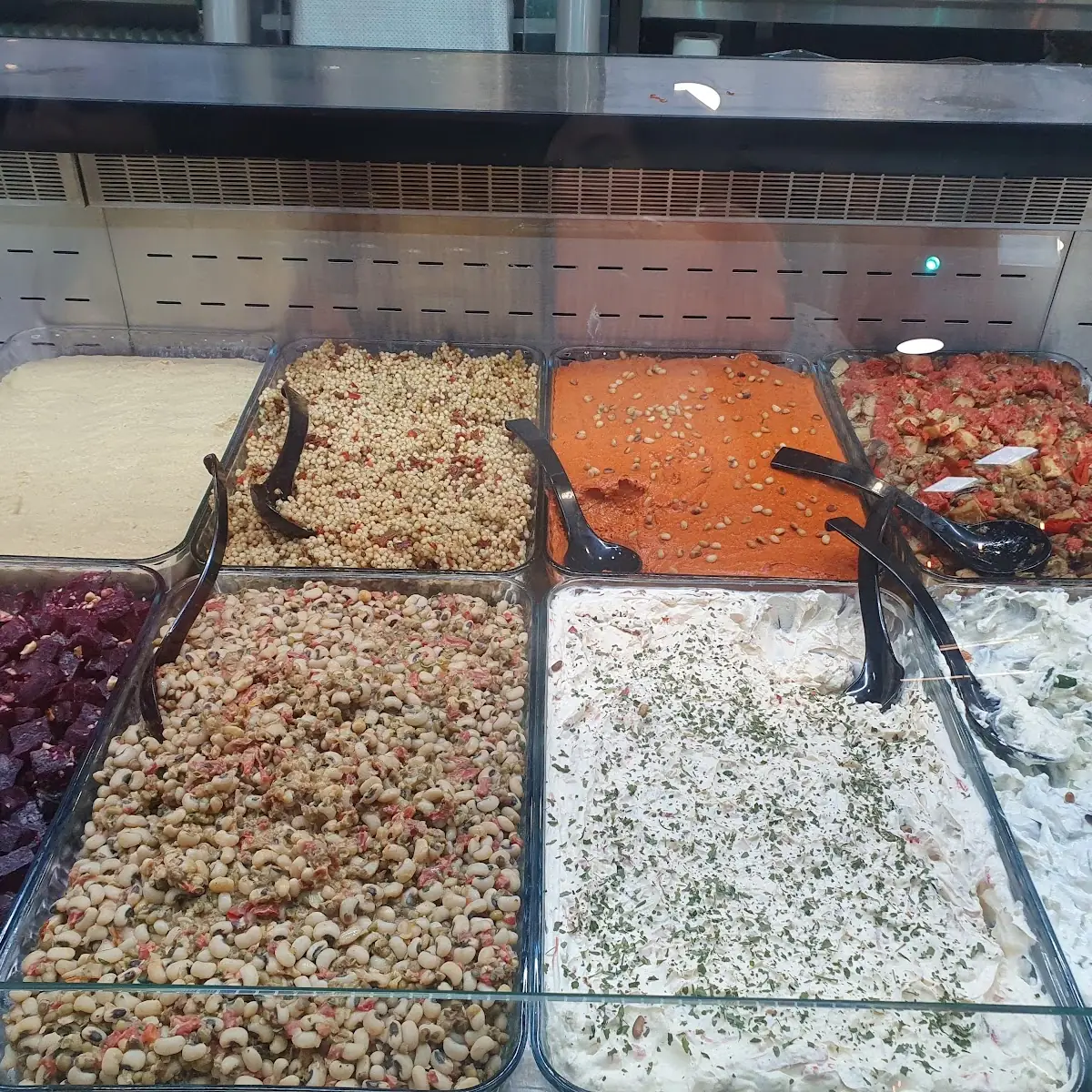 Meze, Burak Gurme