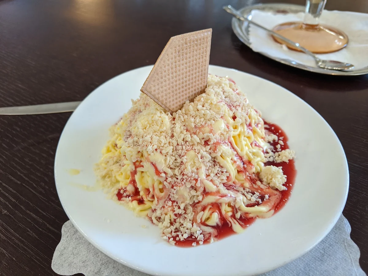 Spaghetti Eis