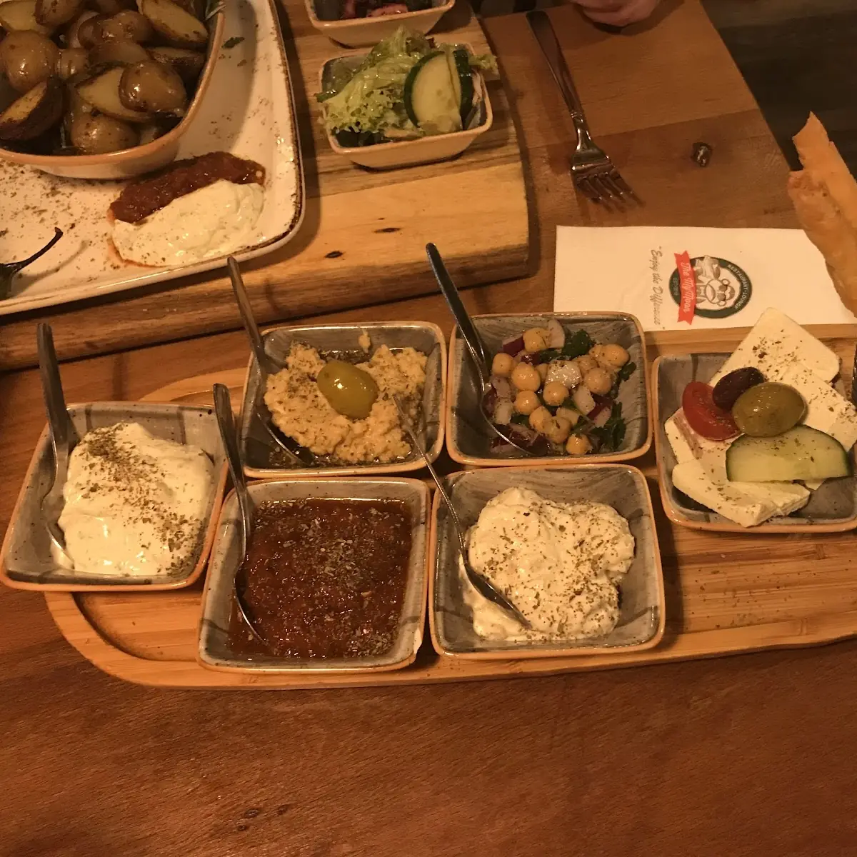 Super, The MyMoon Restaurant & Lounge