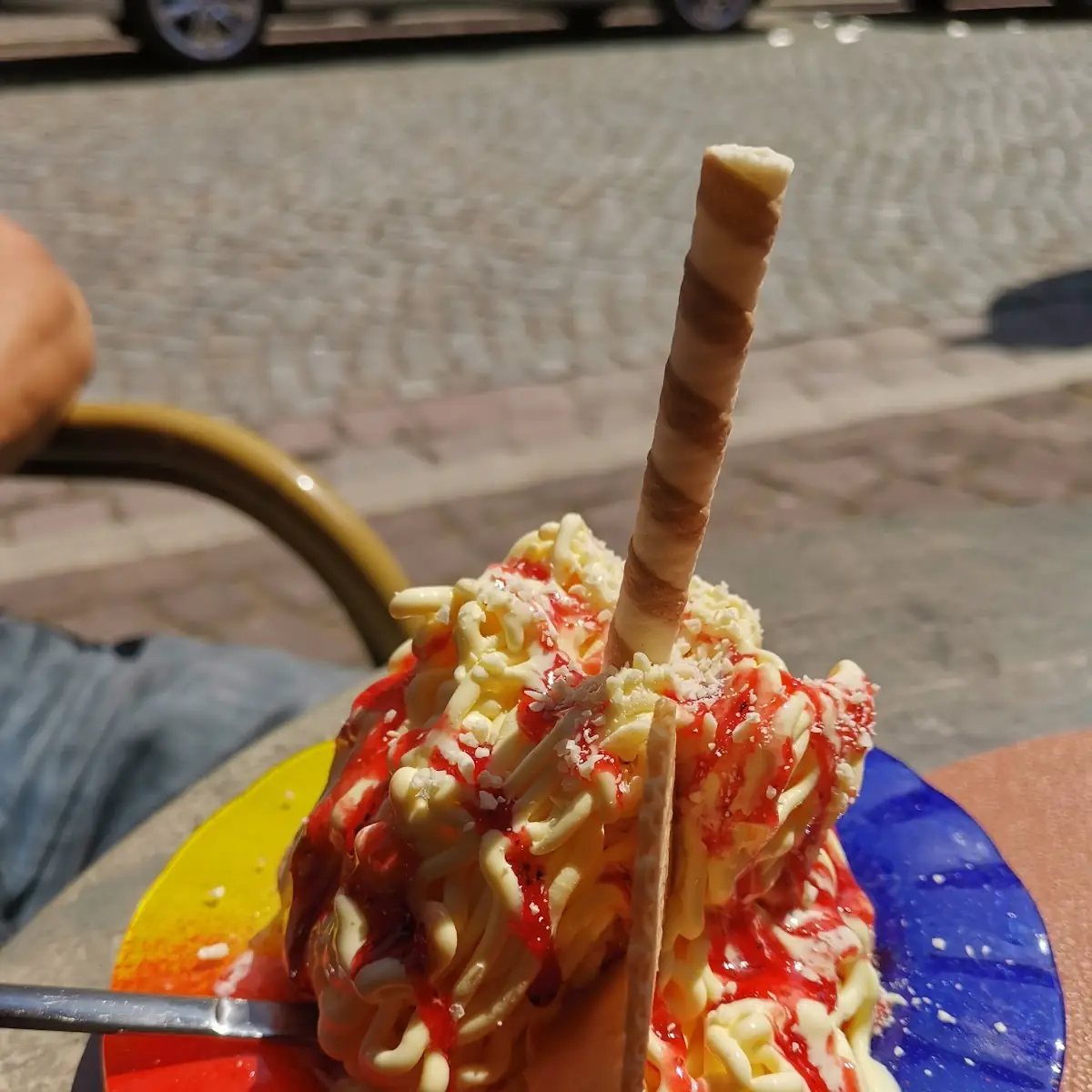 Spaghetti Erdbeereis