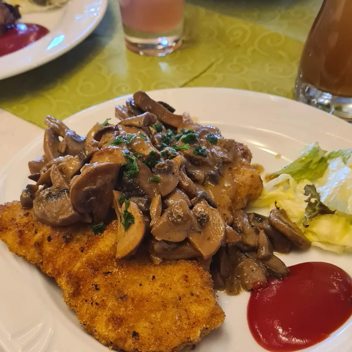 Jäger Schnitzel